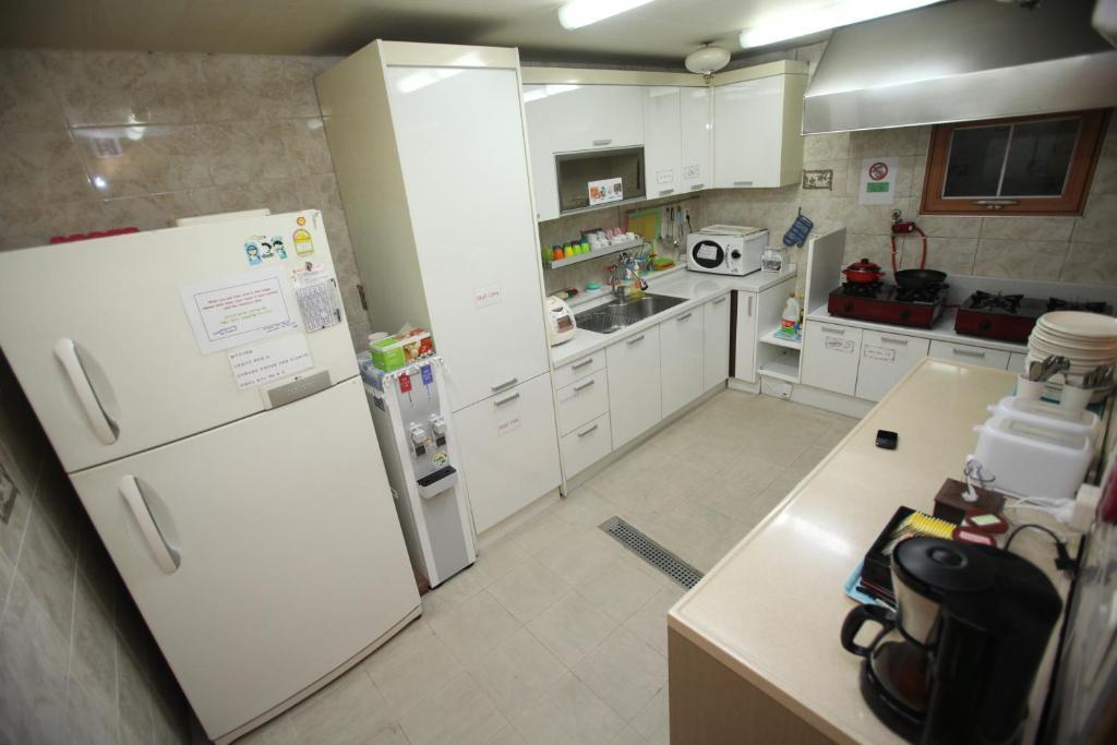 Hostel Lyndon Jeju Exterior photo